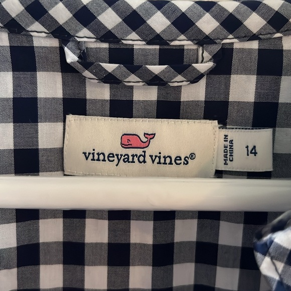 Vineyard Vines navy blue, and white gingham patterned dress with pockets. - Picture 3 of 7